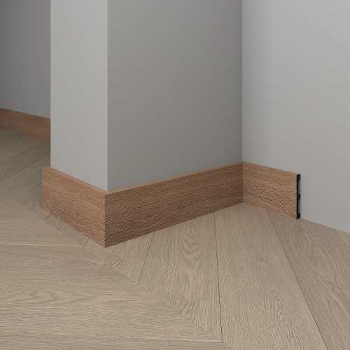 Фото  Плинтус напольный, влагостойкий Decor Dizayn 708-90SH (80*13*2400)